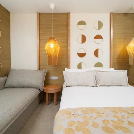 Reverie アパートホテル