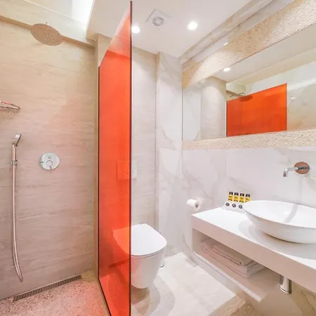 アパートホテル Reverie