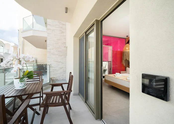 Lägenhetshotell Reverie 4*