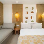 Reverie Apart-hotel