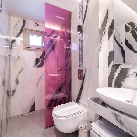 Aparthotel Reverie